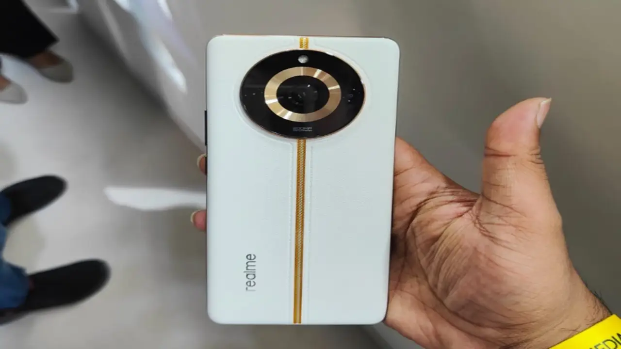 Best Smartphones with 200MP Camera in 2026
